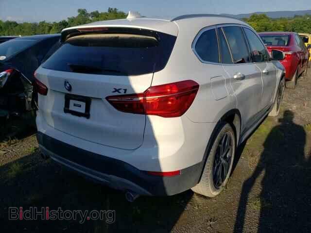2017 BMW X1 - VIN: WBXHT3C30H5F69971 - Фото 4