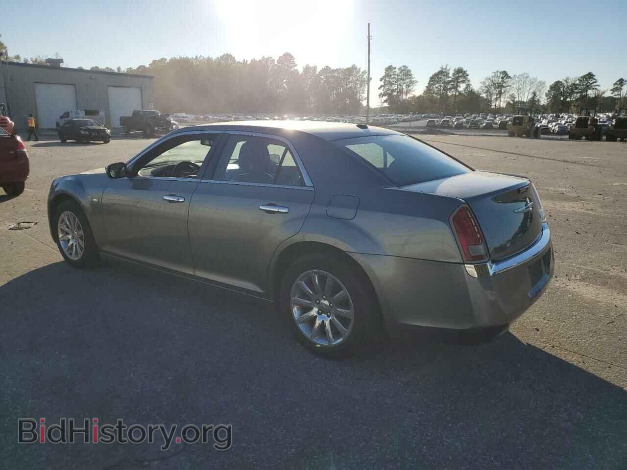 2012 CHRYSLER 300 - VIN: 2C3CCACG4CH263437 - Фото 2