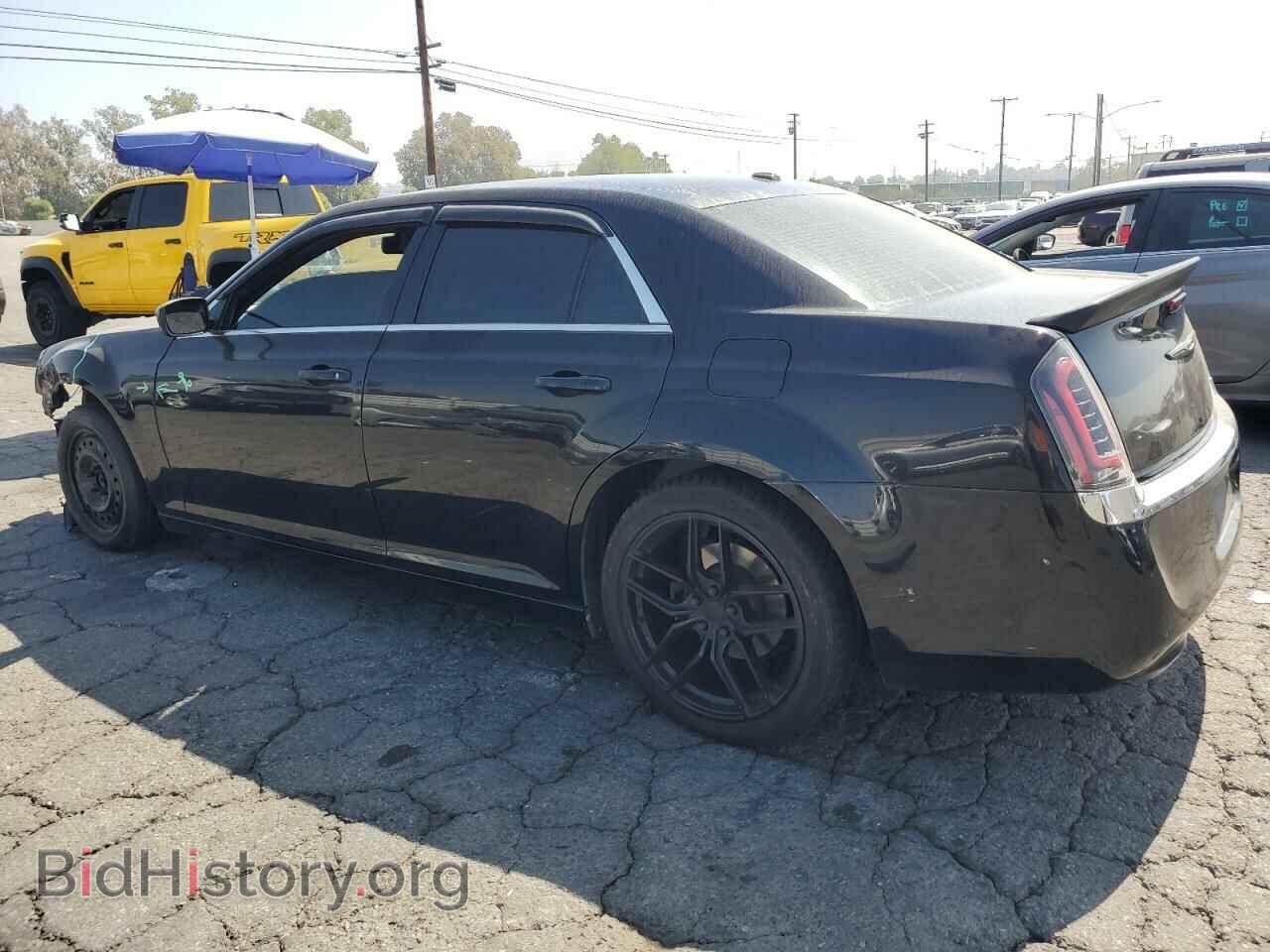 2013 CHRYSLER 300 - VIN: 2C3CCAAG4DH627506 - Фото 2