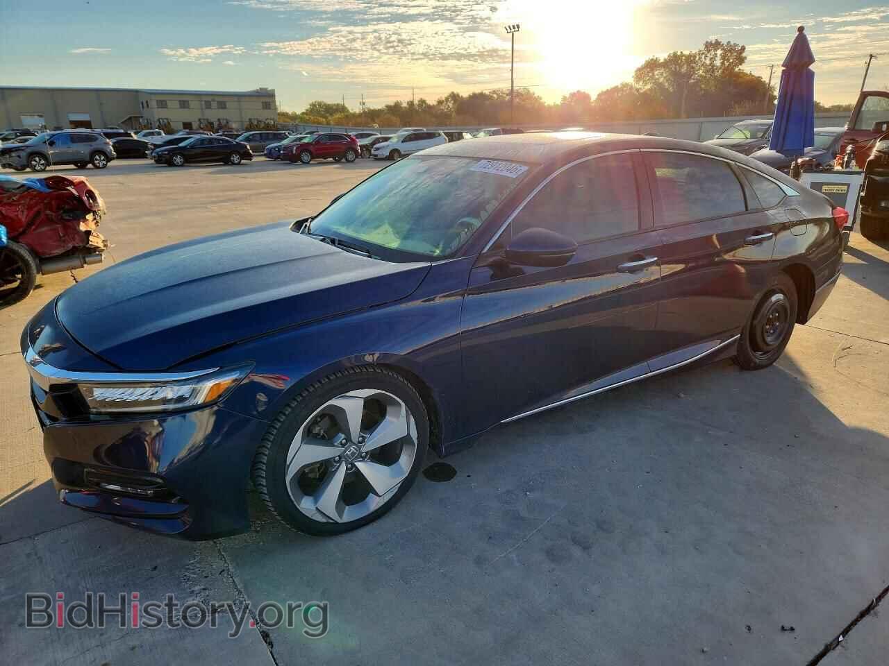 Фотография 1HGCV2F90JA032136 - HONDA ACCORD 2018
