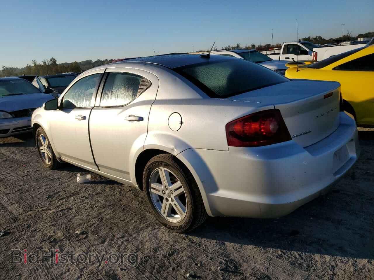 2011 DODGE AVENGER - VIN: 1B3BD1FB8BN573585 - Фото 2