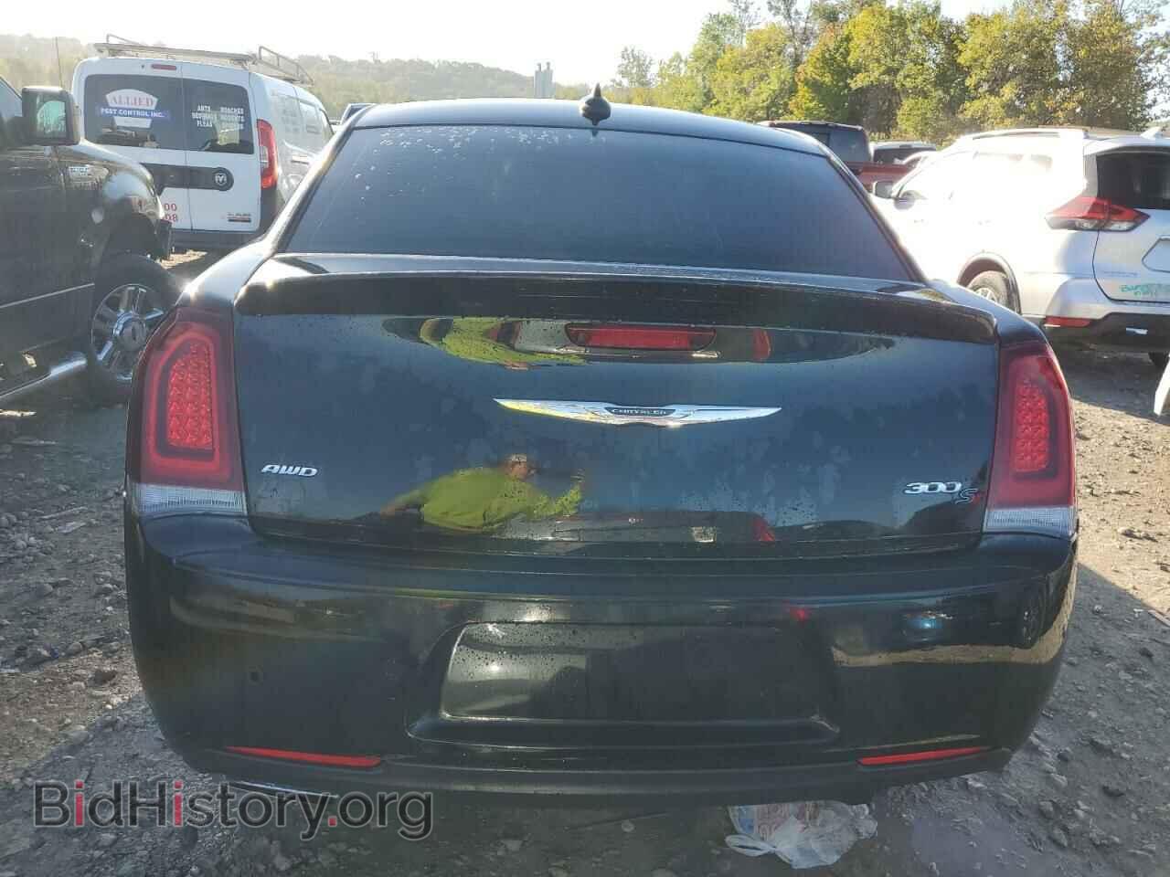 2019 CHRYSLER 300 - VIN: 2C3CCAGG4KH627638 - Фото 6