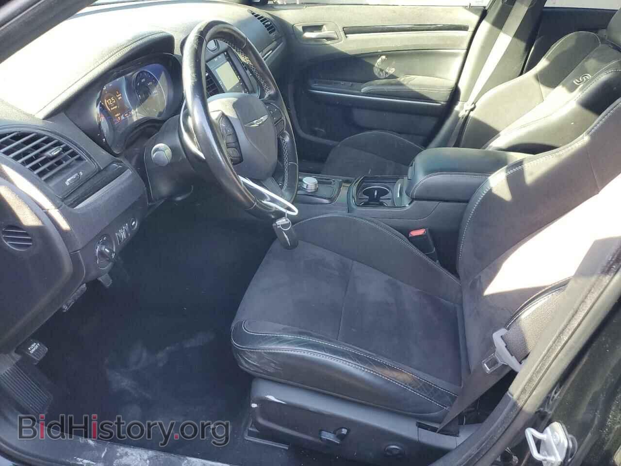2019 CHRYSLER 300 - VIN: 2C3CCAGG4KH627638 - Фото 7