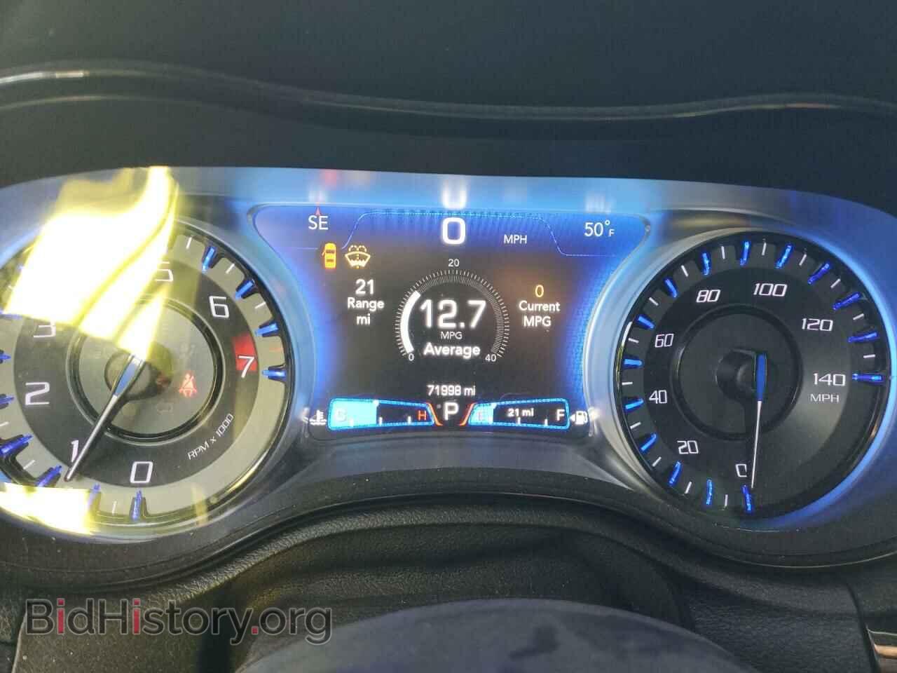 2019 CHRYSLER 300 - VIN: 2C3CCAGG4KH627638 - Фото 9