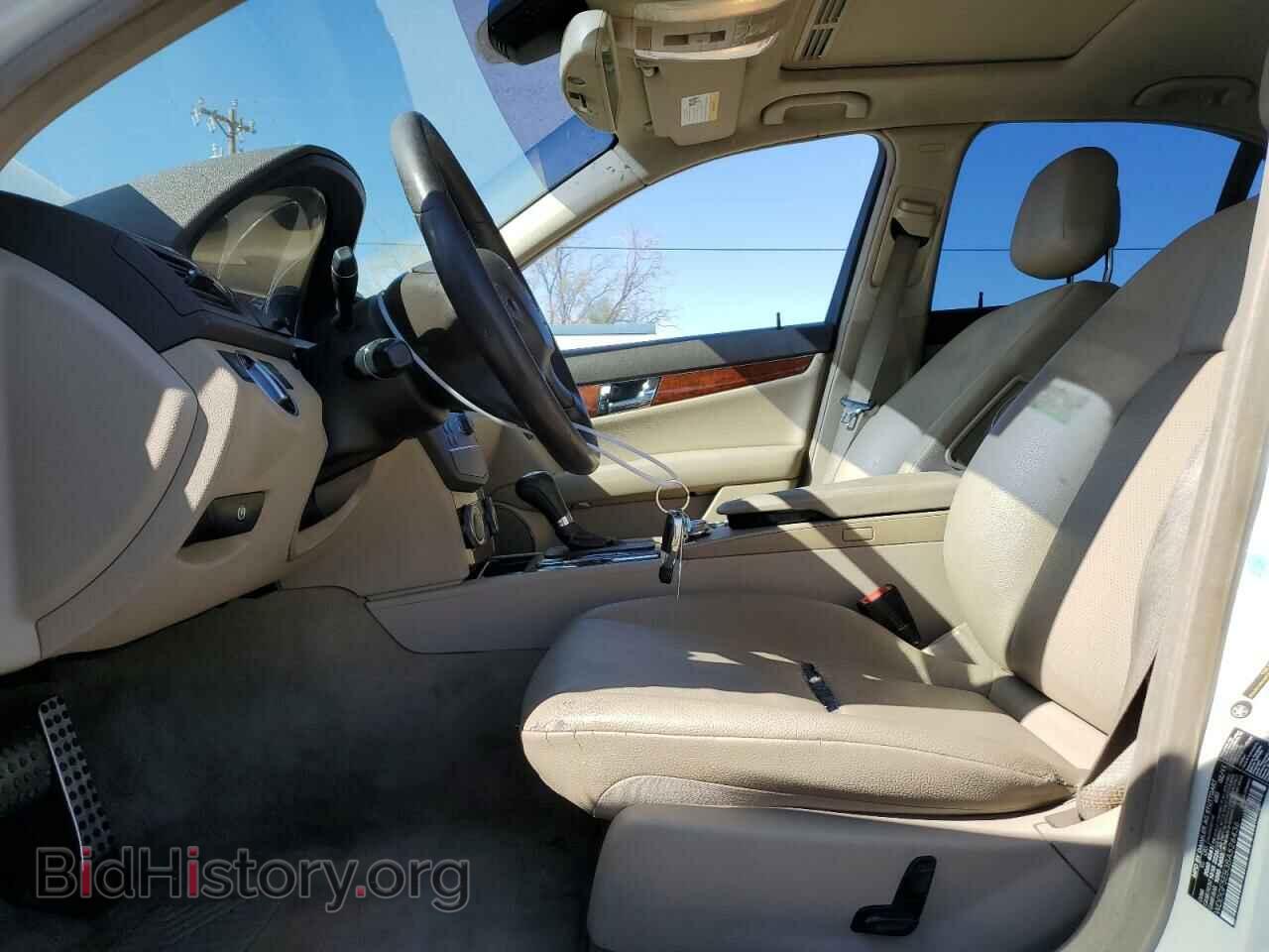 2011 MERCEDES-BENZ C-CLASS - VIN: WDDGF5EB3BA526436 - Фото 7