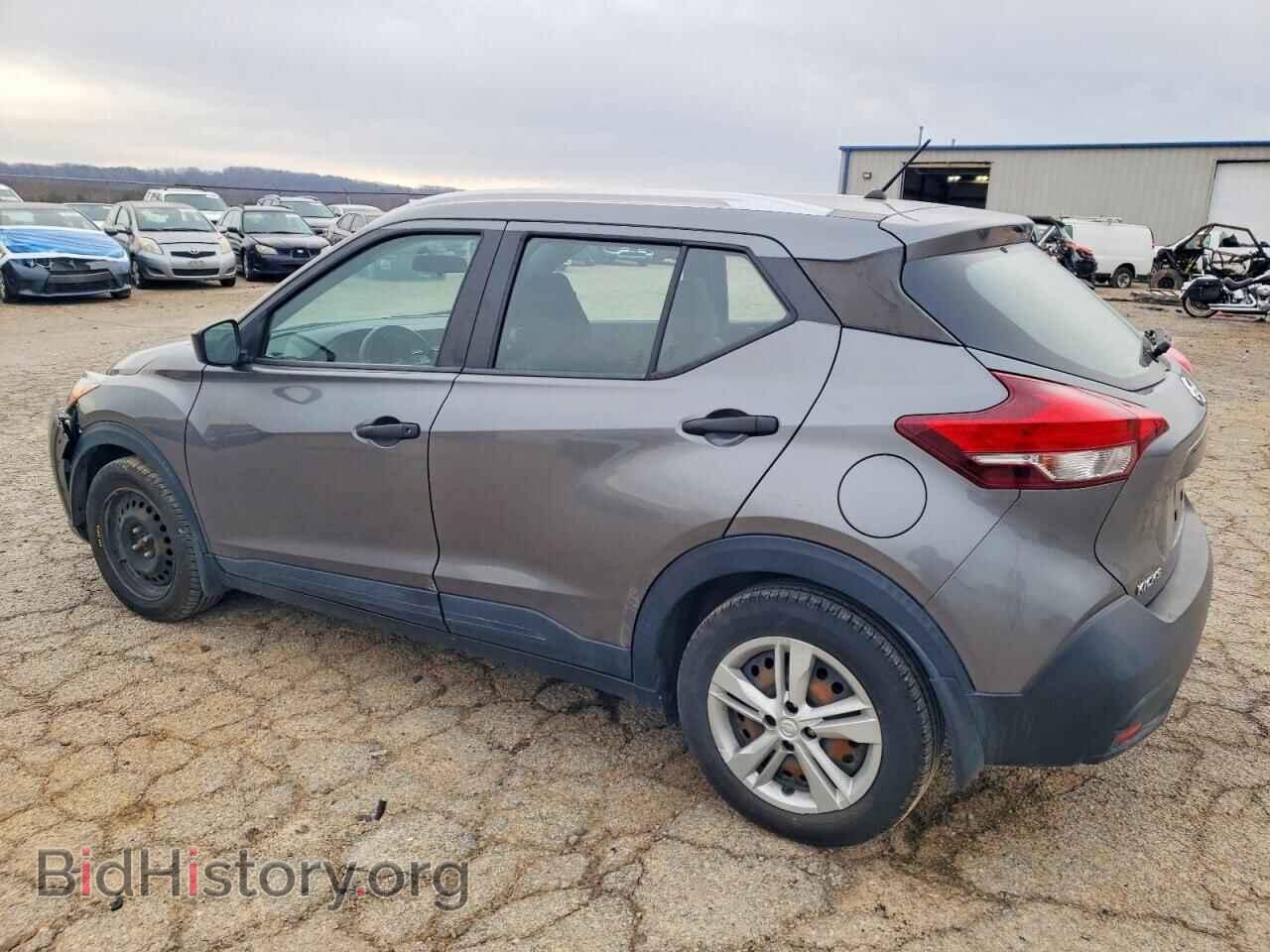 2019 NISSAN KICKS - VIN: 3N1CP5CU3KL501543 - Фото 2