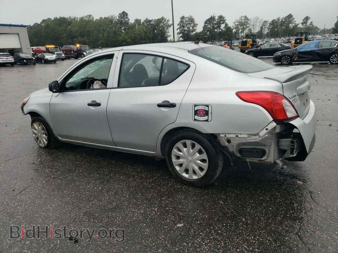 2015 NISSAN VERSA - VIN: 3N1CN7AP1FL853878 - Фото 2