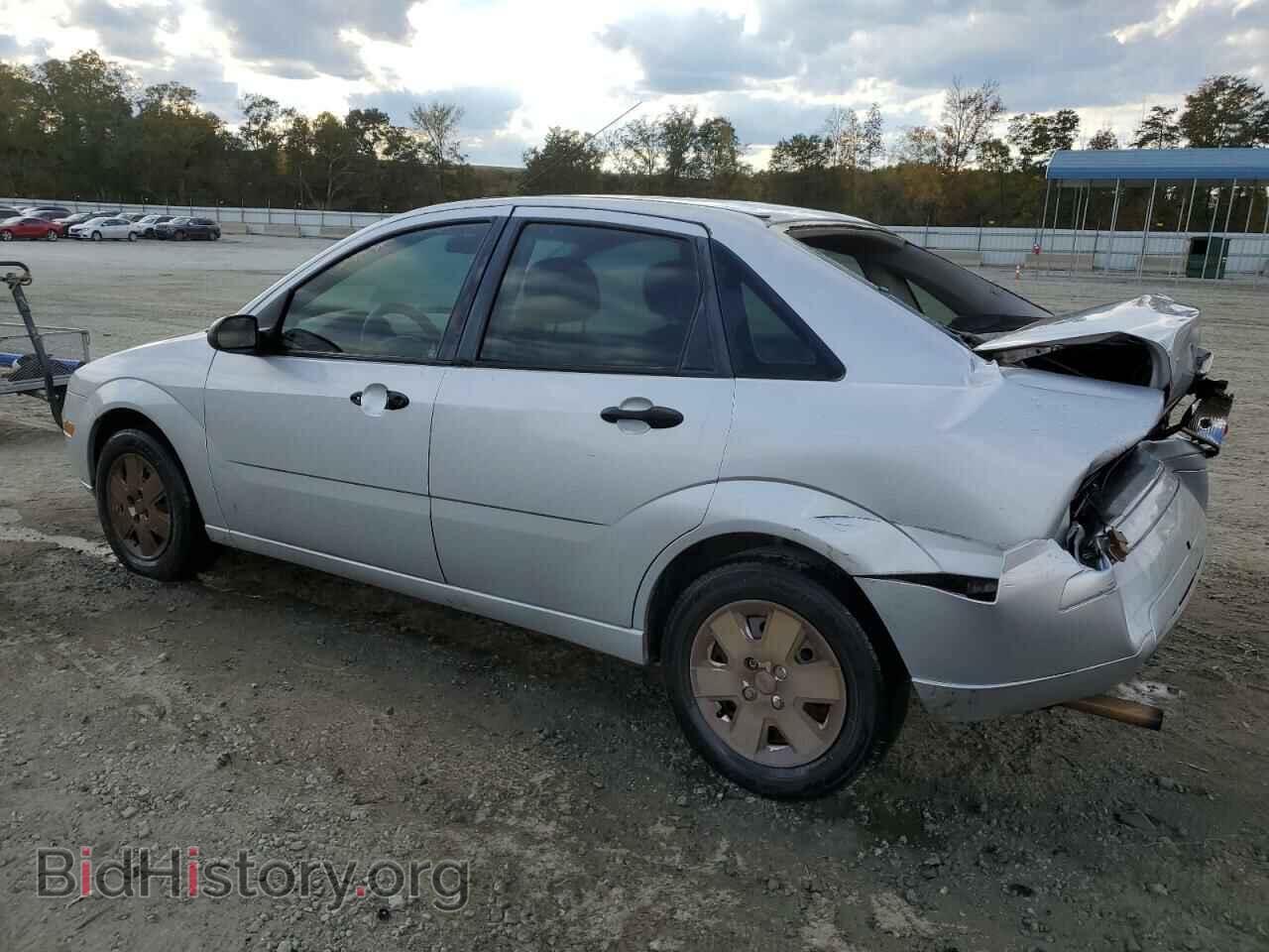 2007 FORD FOCUS - VIN: 1FAHP34N87W292967 - Фото 2