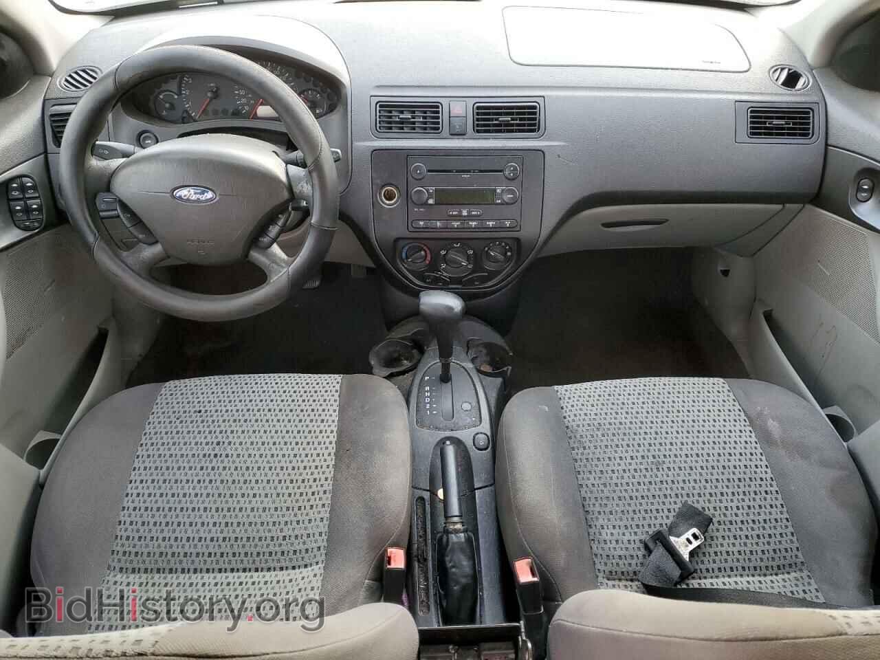 2007 FORD FOCUS - VIN: 1FAHP34N87W292967 - Фото 8