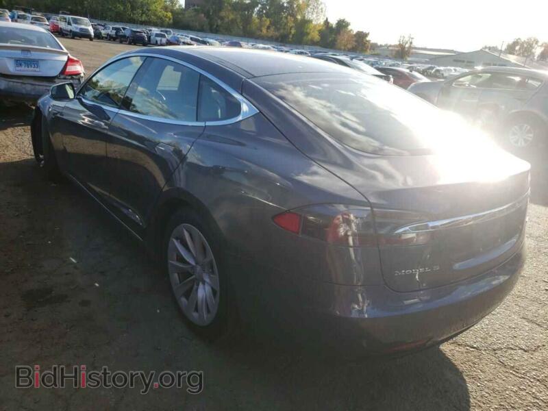 2016 Tesla MODEL S (VIN 5YJSA1E20GF158100) — photo 2 of 13