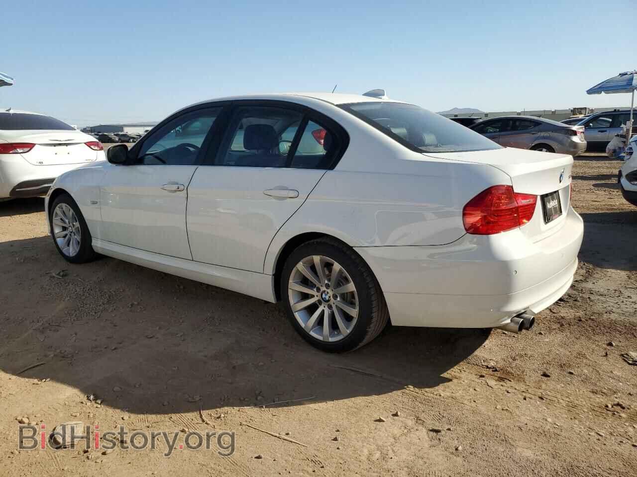 2011 BMW 3 SERIES - VIN: WBAPH5C59BF093416 - Фото 2
