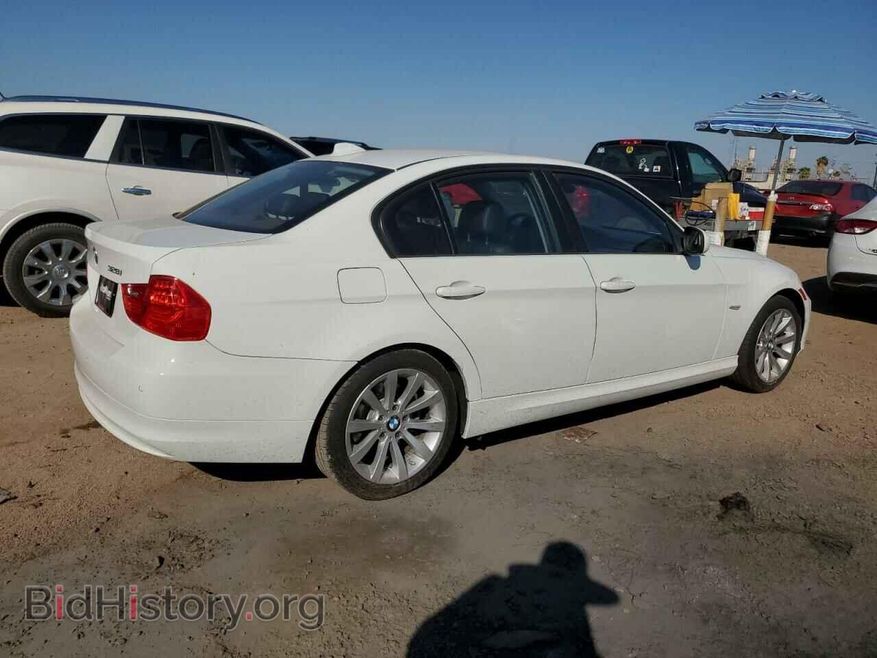 2011 BMW 3 SERIES - VIN: WBAPH5C59BF093416 - Фото 3