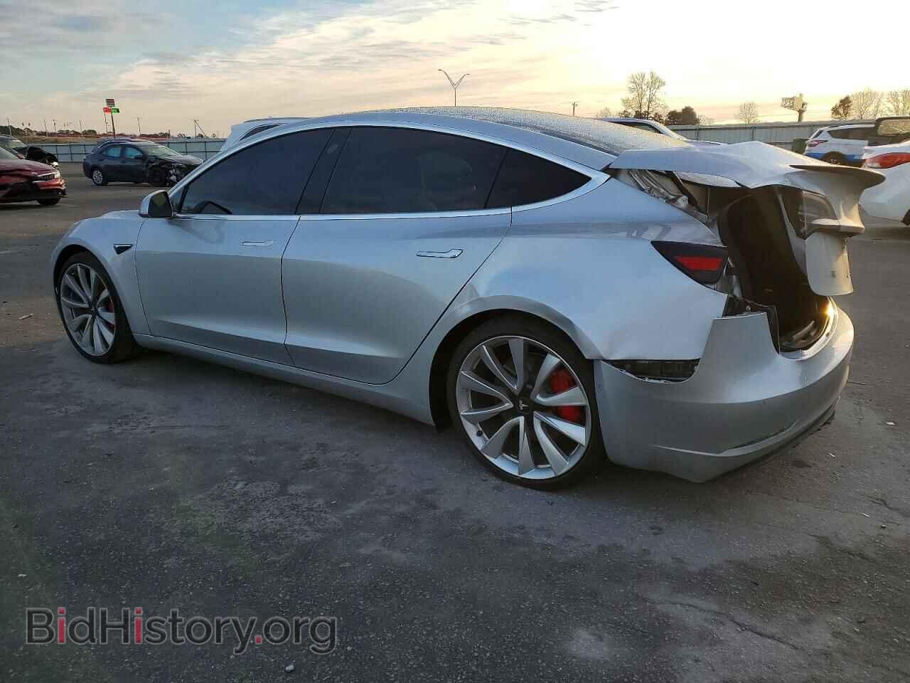 2018 TESLA MODEL 3 - VIN: 5YJ3E1EB8JF055233 - Photo 2