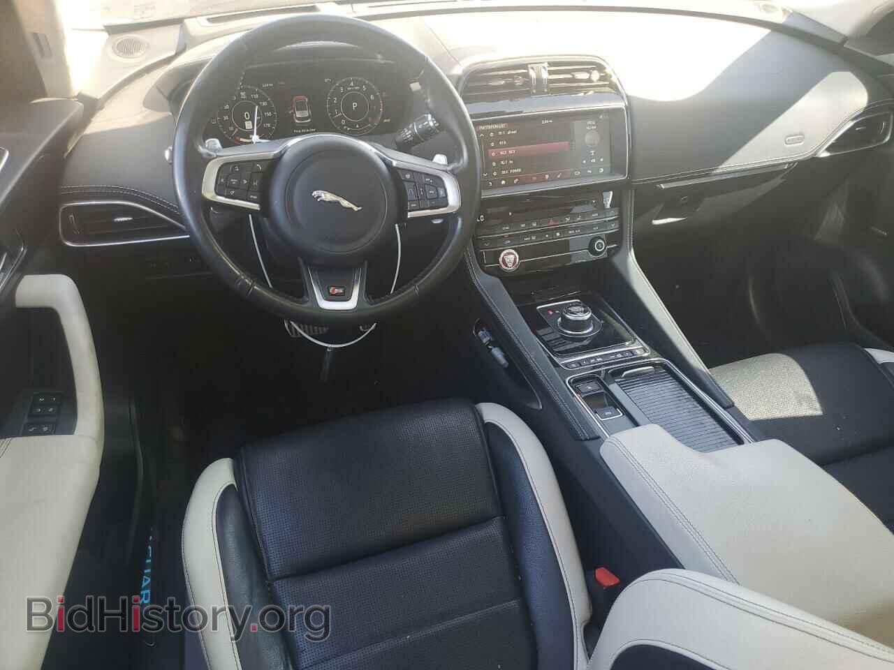 2020 JAGUAR F-PACE - VIN: SADCM2FV8LA635003 - Фото 8