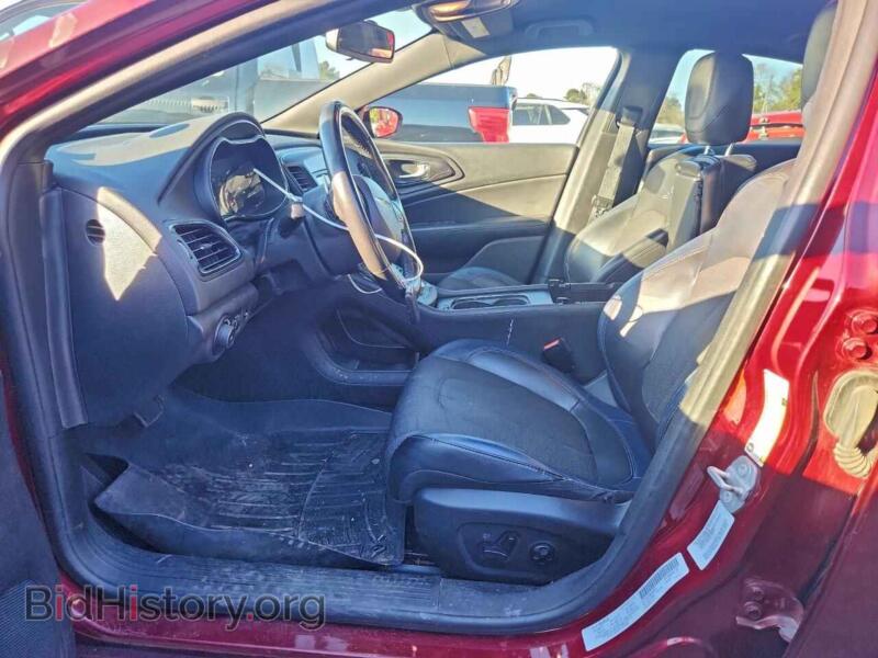 2015 Chrysler 200 (VIN 1C3CCCBB8FN680704) — фото 7 из 12