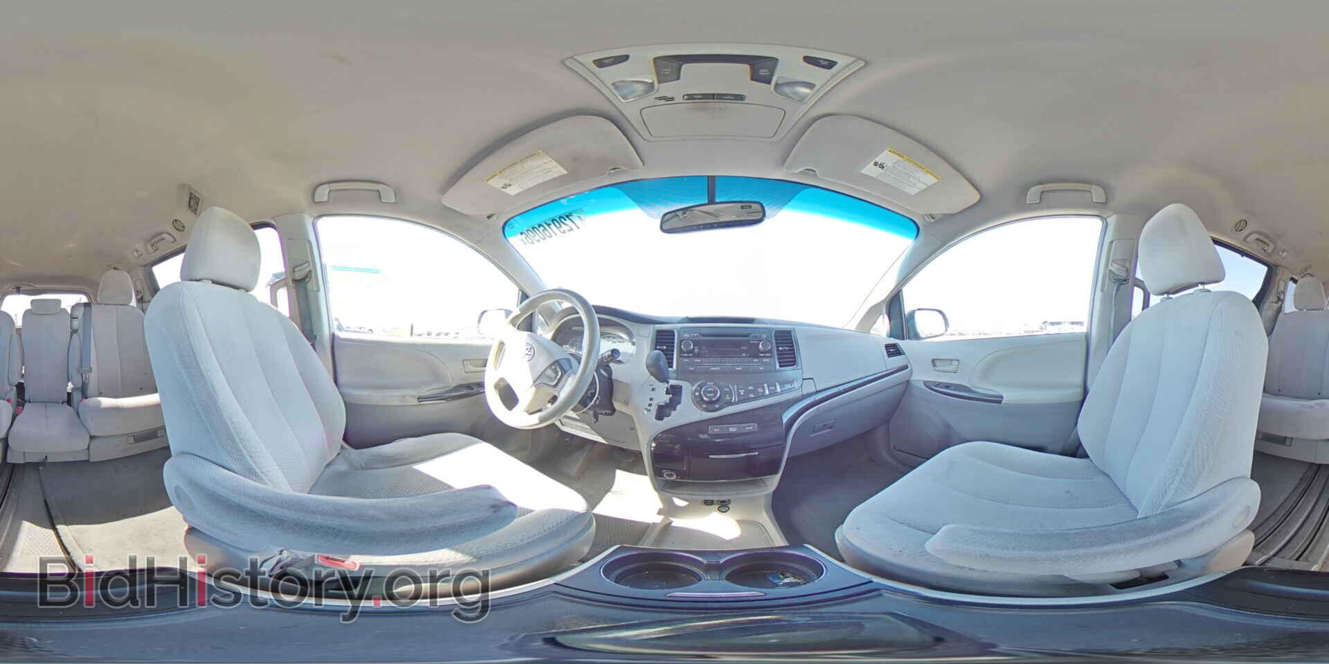 2014 TOYOTA SIENNA - VIN: 5TDKK3DC4ES443216 - Фото 16
