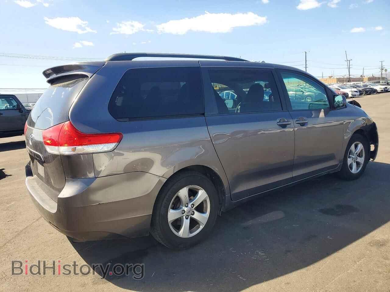 2014 TOYOTA SIENNA - VIN: 5TDKK3DC4ES443216 - Фото 3