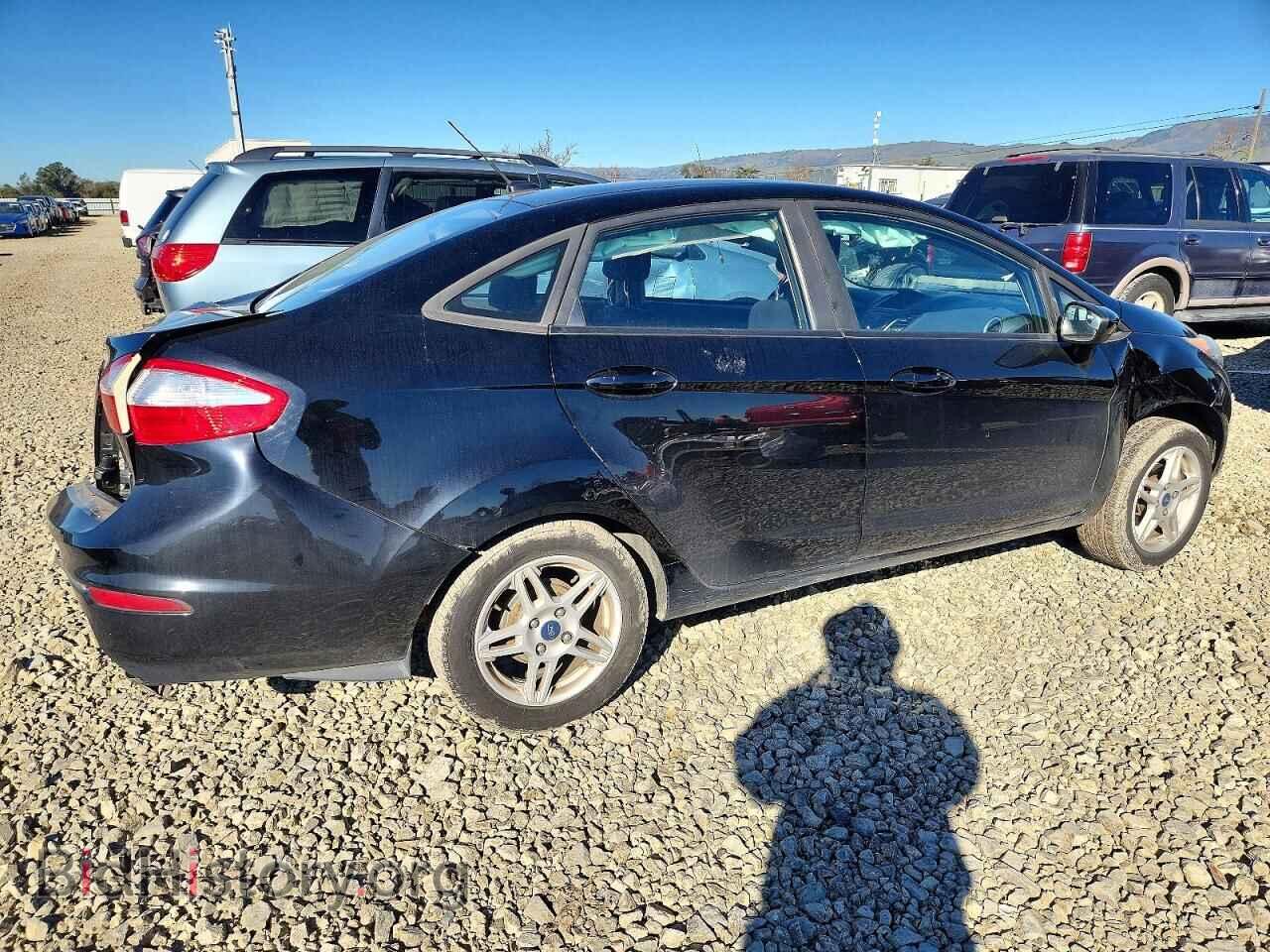 2019 FORD FIESTA - VIN: 3FADP4BJ2KM118549 - Фото 3