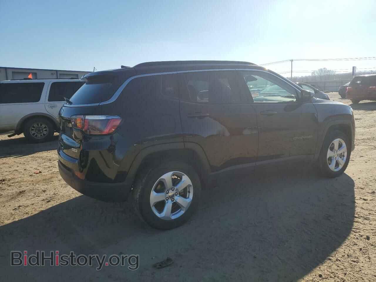 2019 JEEP COMPASS - VIN: 3C4NJDBB1KT661874 - Фото 3