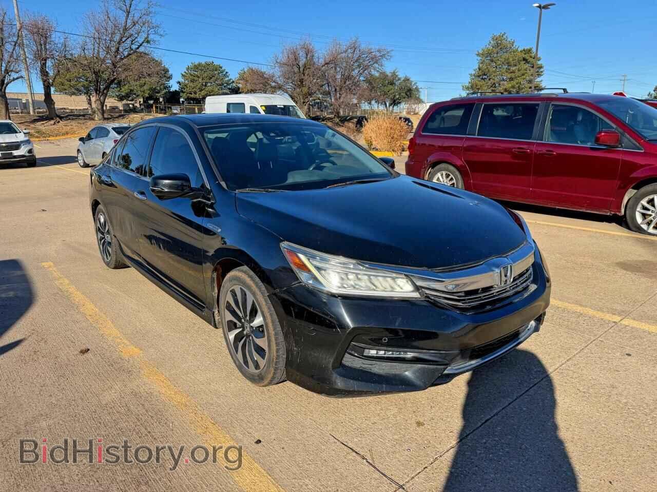 Фотография JHMCR6F76HC031207 - HONDA ACCORD 2017