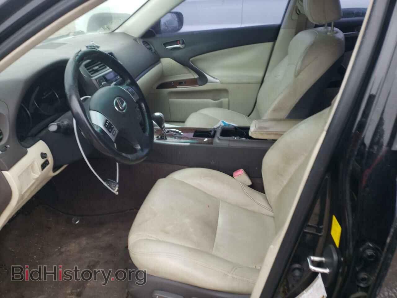 2011 LEXUS IS - VIN: JTHBF5C20B5133024 - Photo 7