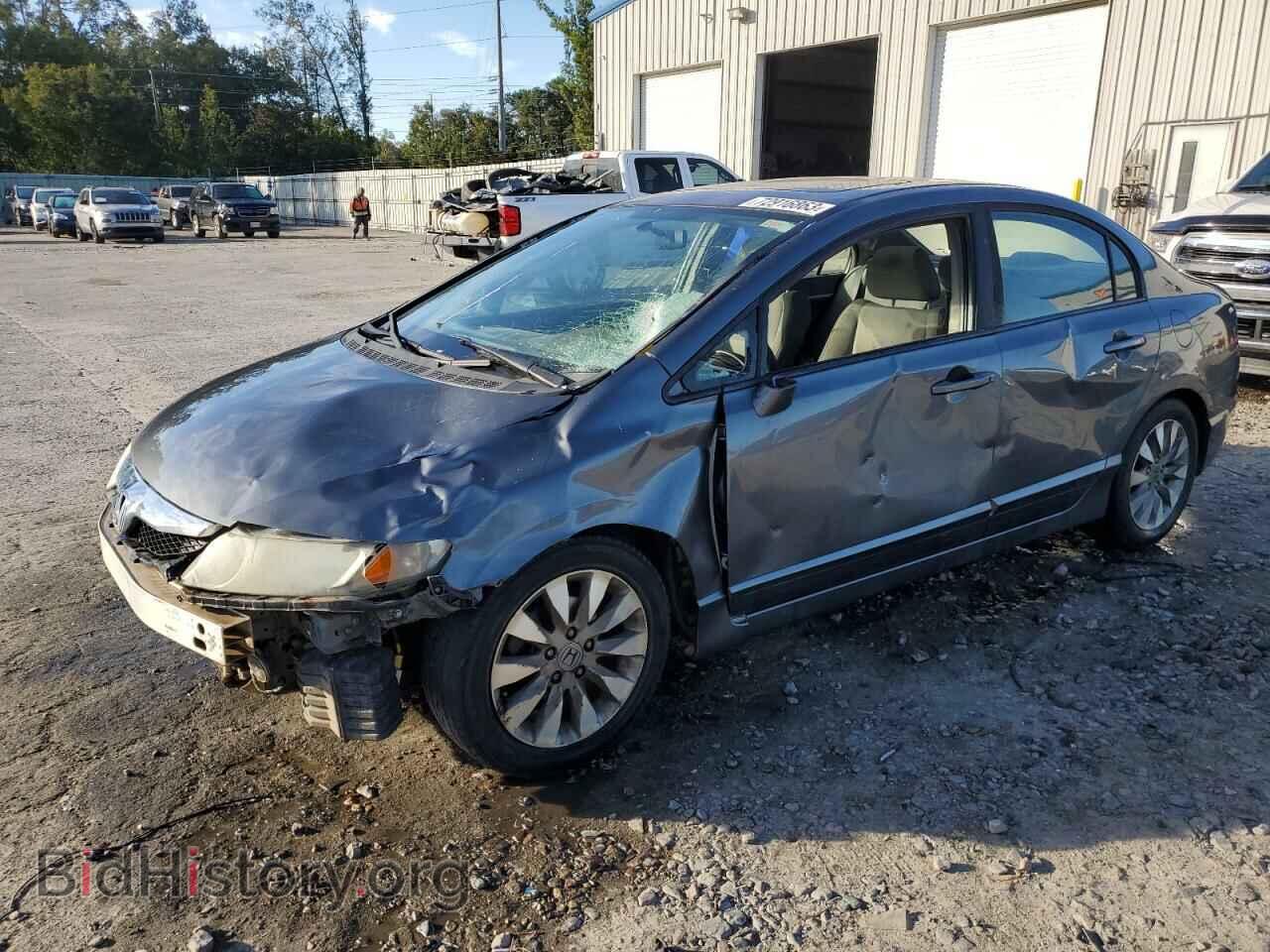 Photo 19XFA1F83BE001745 - HONDA CIVIC 2011