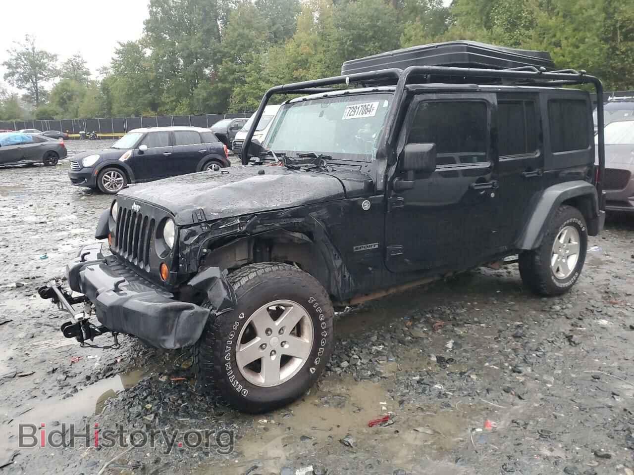 Photo 1J4BA3H17BL599088 - JEEP WRANGLER 2011