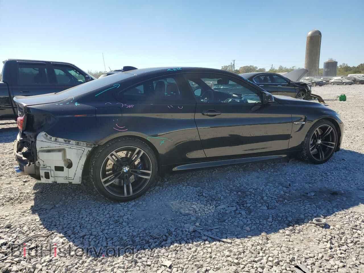 2015 BMW M4 - VIN: WBS3R9C50FK332590 - Фото 3