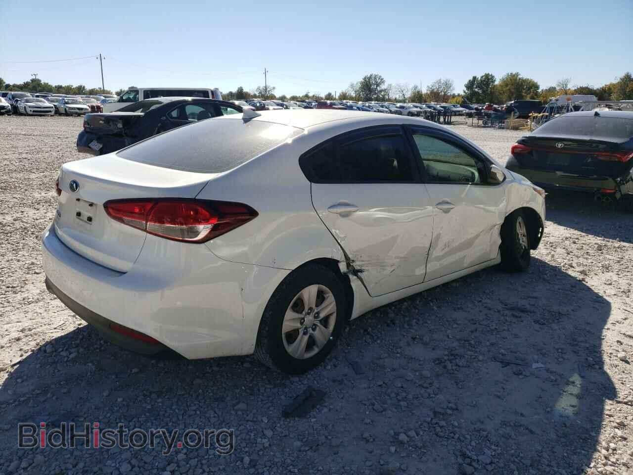 2017 KIA FORTE - VIN: 3KPFK4A76HE047446 - Фото 3