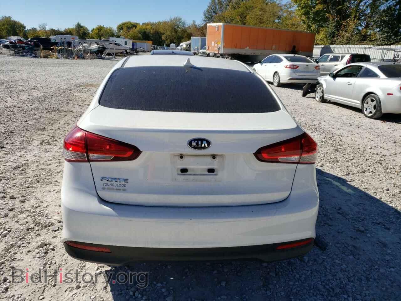 2017 KIA FORTE - VIN: 3KPFK4A76HE047446 - Фото 6