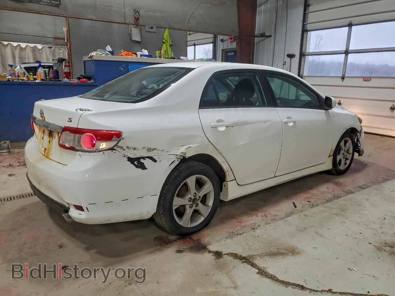 2011 TOYOTA COROLLA - VIN: 2T1BU4EE5BC572778 - Фото 3