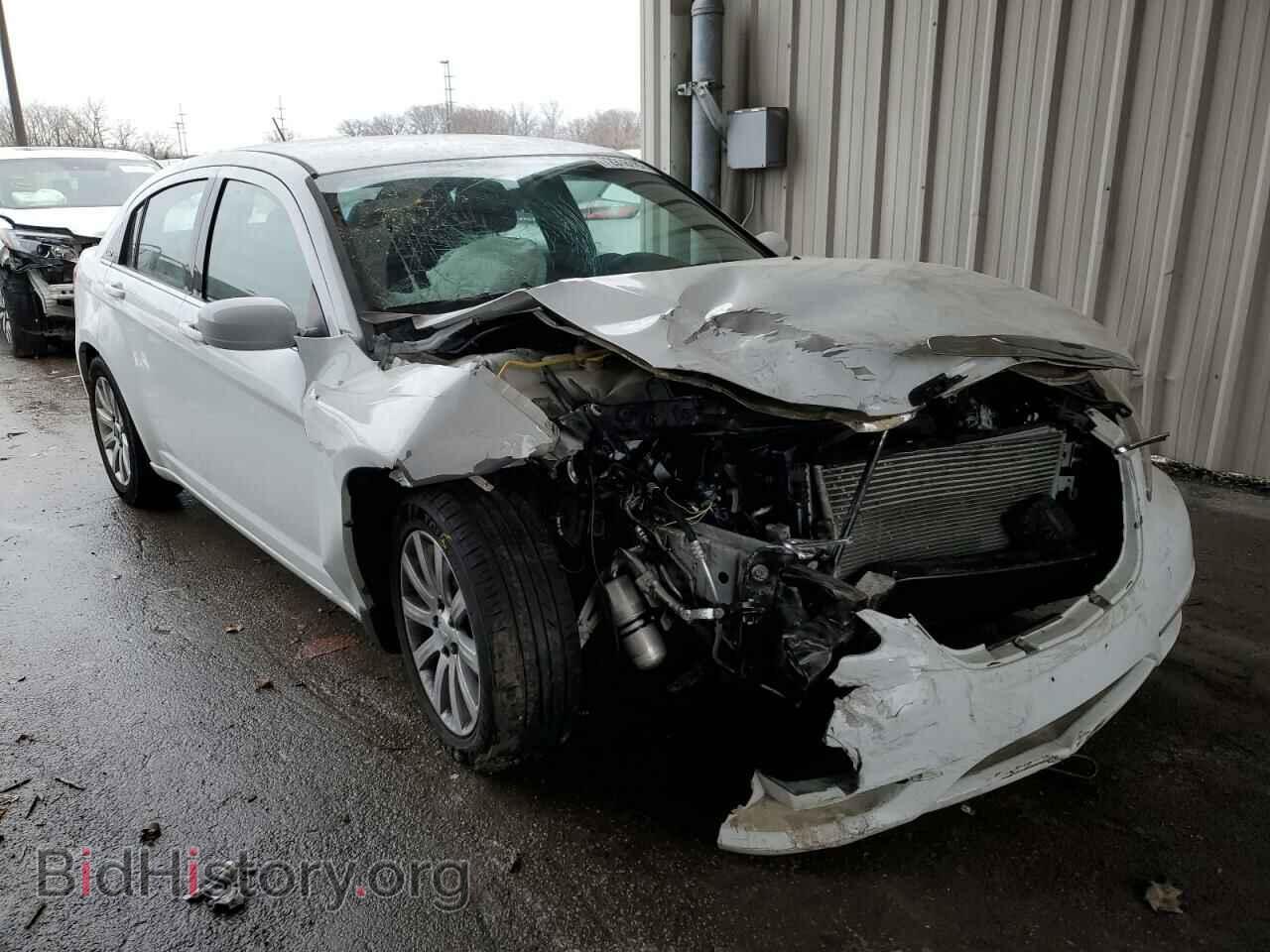2014 CHRYSLER 200 - VIN: 1C3CCBBB9EN120215 - Фото 4