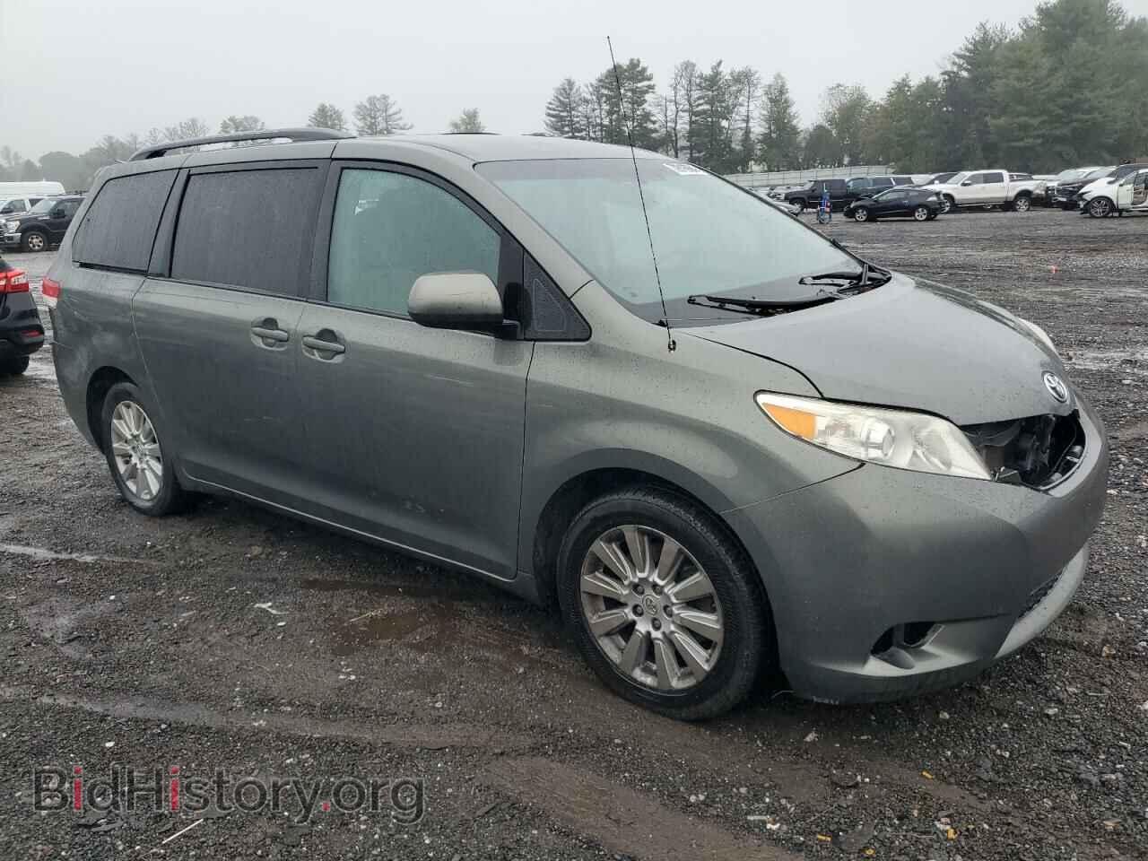2011 TOYOTA All Models - VIN: 5TDJK3DC6BS017390 - Фото 4