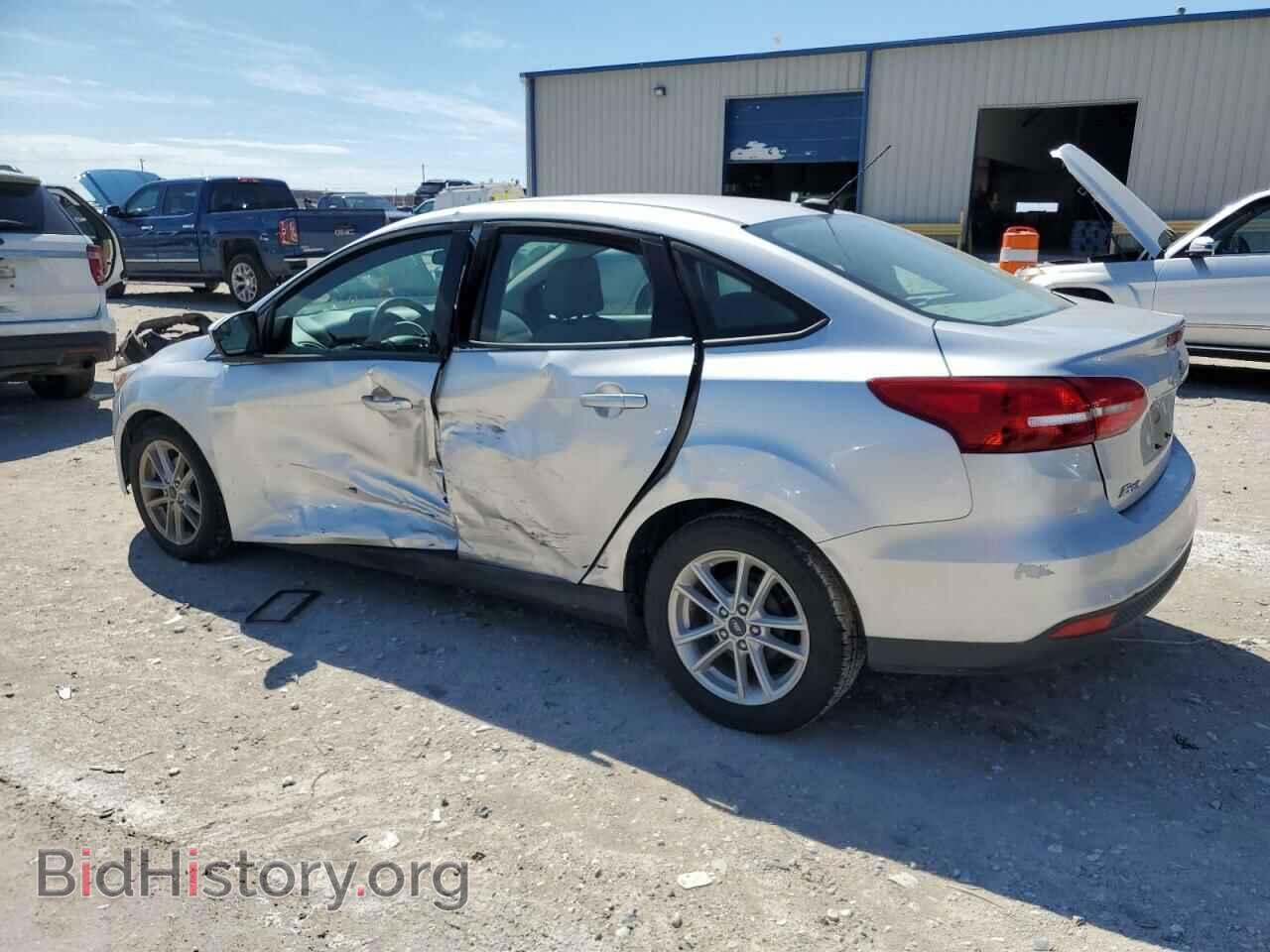 2018 FORD FOCUS - VIN: 1FADP3F23JL272412 - Фото 2