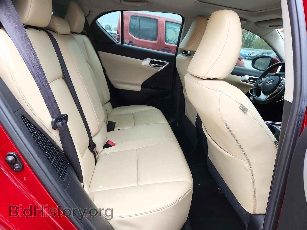 2011 LEXUS CT 200 - VIN: JTHKD5BH3B2003168 - Photo 10