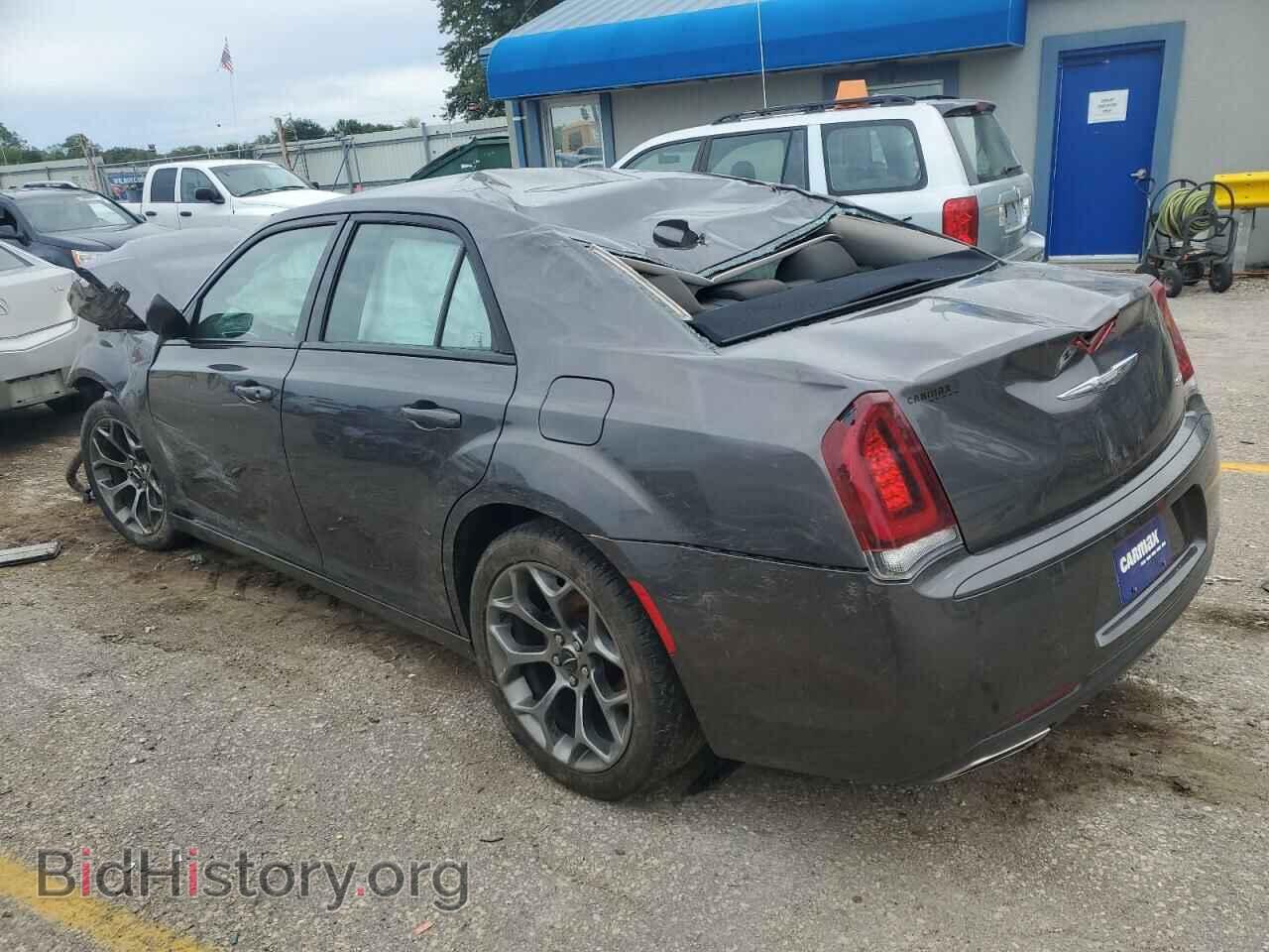 2018 CHRYSLER 300 - VIN: 2C3CCAAG0JH281854 - Фото 2