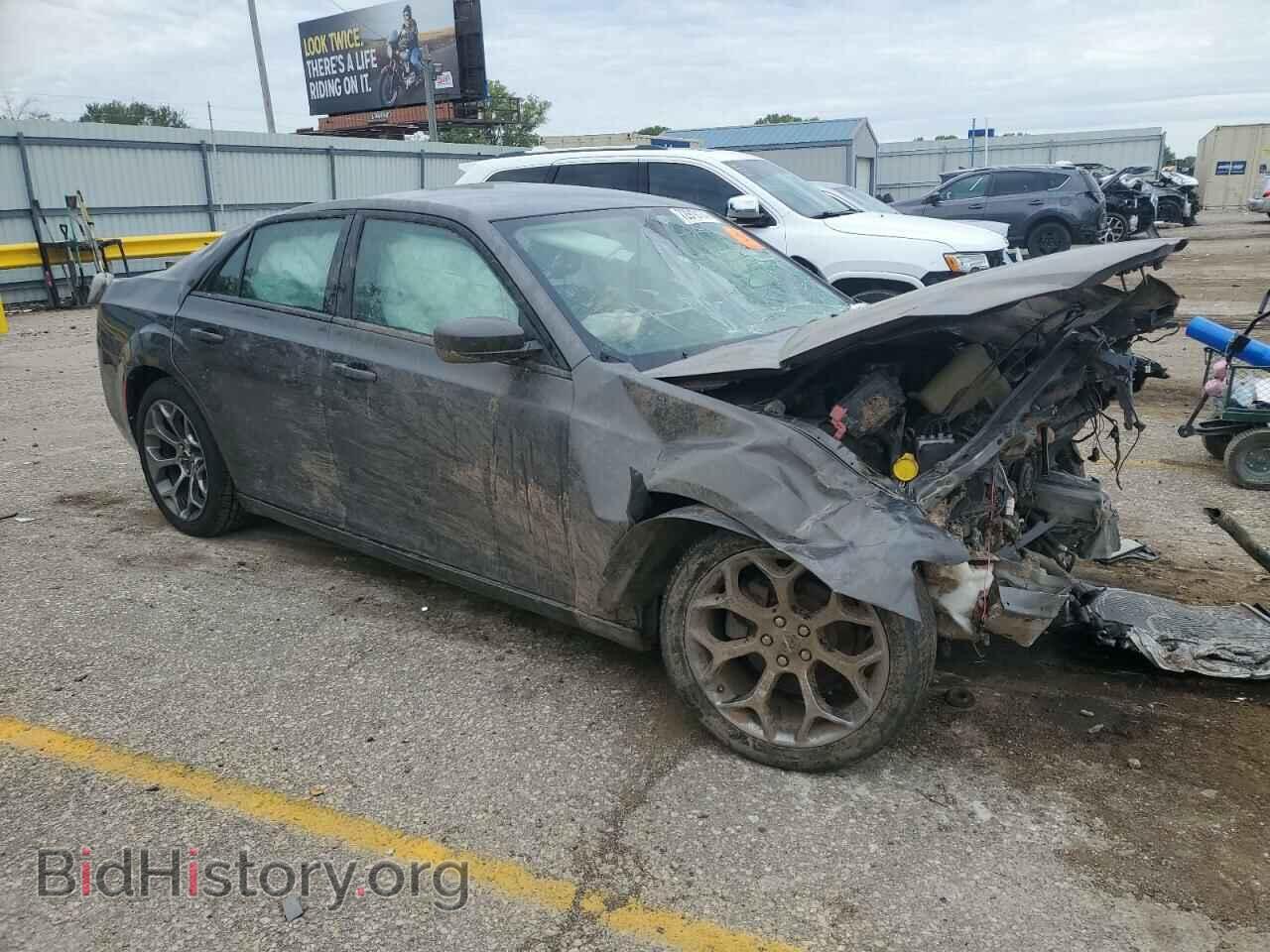 2018 CHRYSLER 300 - VIN: 2C3CCAAG0JH281854 - Фото 4