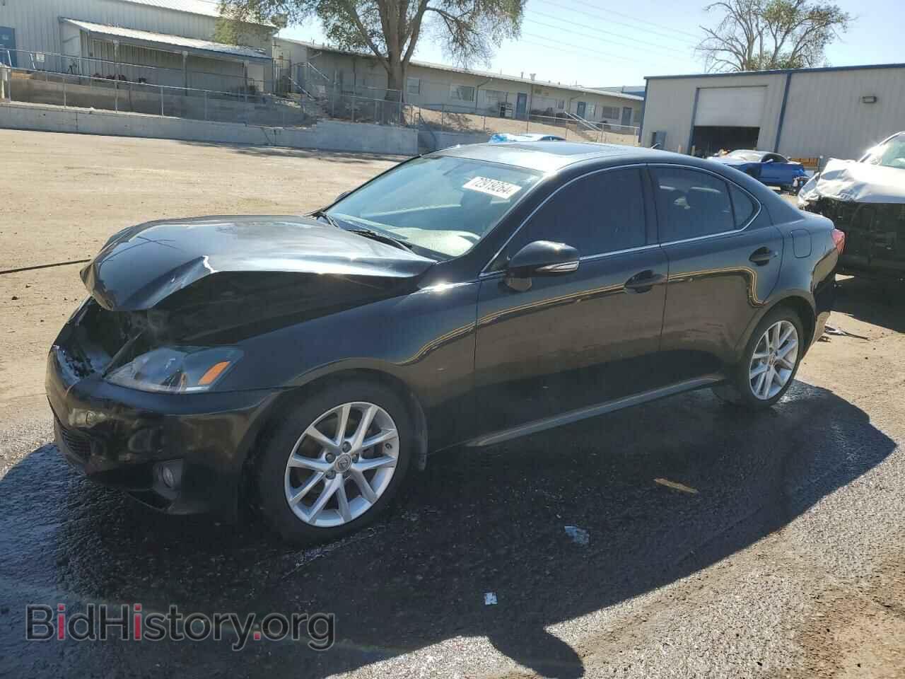 Photo JTHCF5C22B5047010 - LEXUS IS 2011