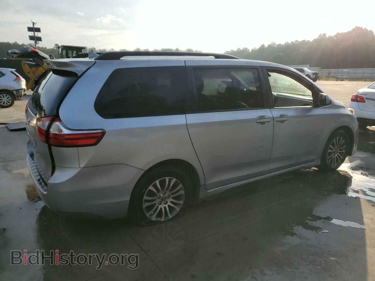 2018 TOYOTA All Models - VIN: 5TDYZ3DC3JS907404 - Фото 3