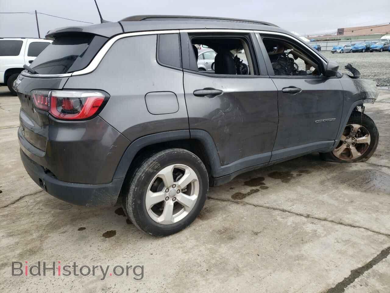 2018 JEEP COMPASS - VIN: 3C4NJDBB7JT313852 - Фото 3