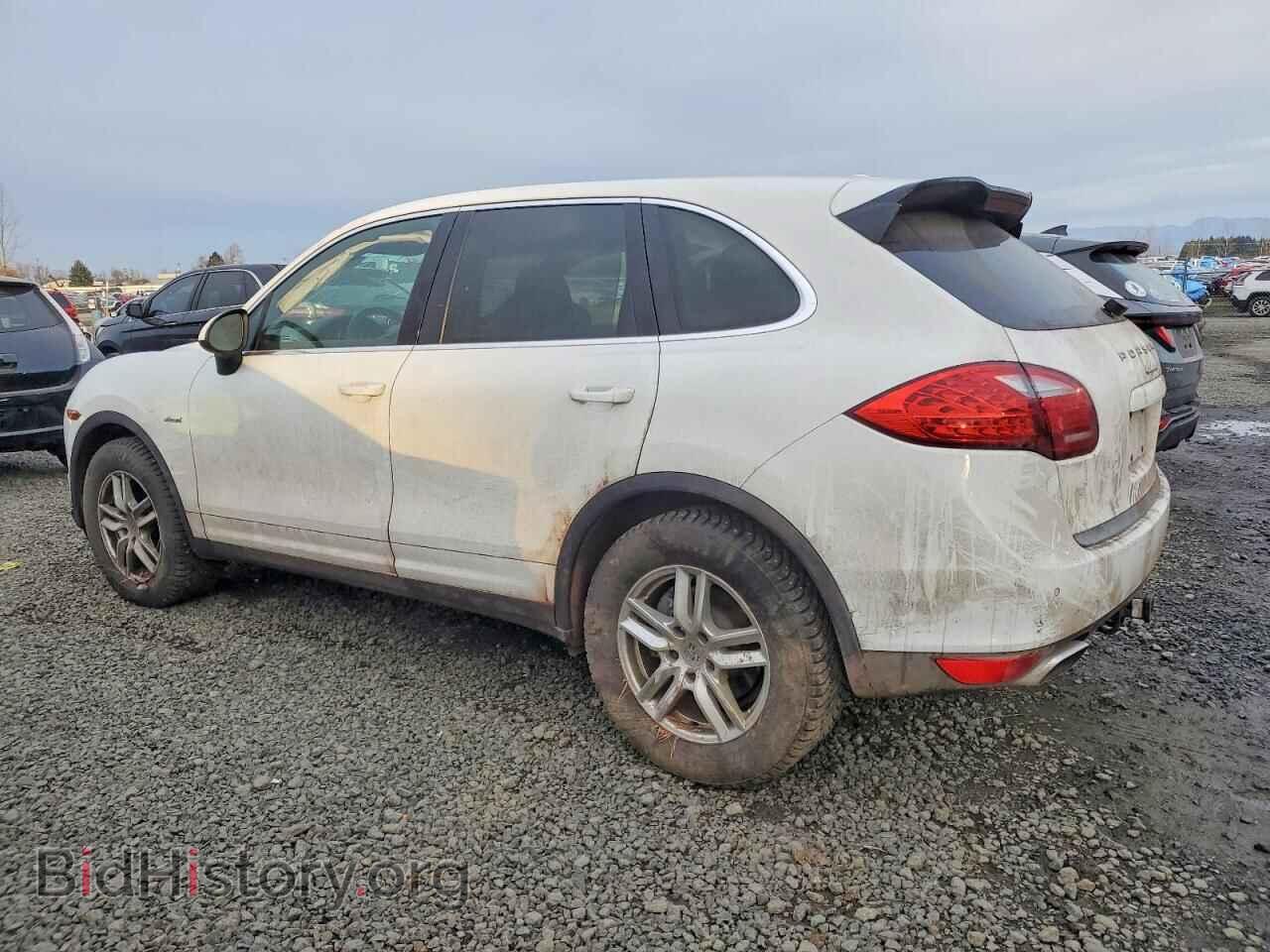 2013 PORSCHE CAYENNE - VIN: WP1AF2A28DLA36813 - Photo 2