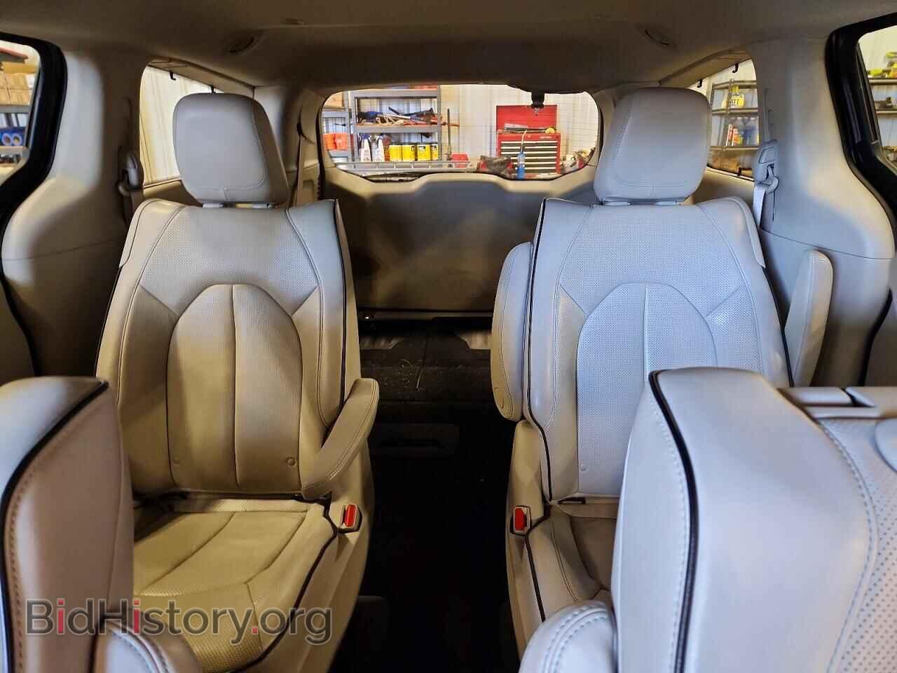 2017 CHRYSLER PACIFICA - VIN: 2C4RC1N74HR736130 - Фото 10