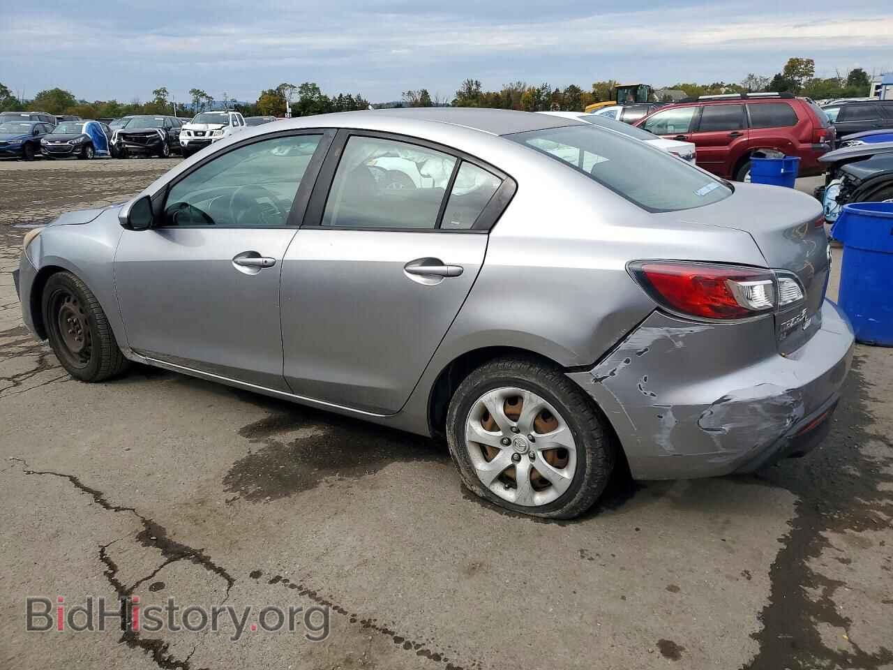 2011 MAZDA 3 - VIN: JM1BL1UG8B1408644 - Photo 2