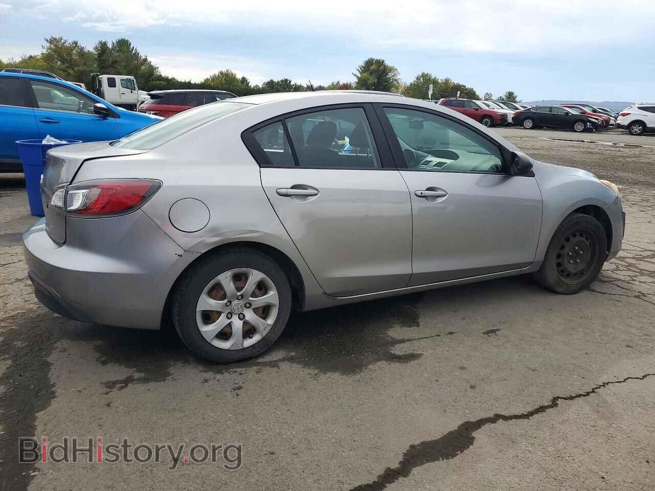 2011 MAZDA 3 - VIN: JM1BL1UG8B1408644 - Photo 3