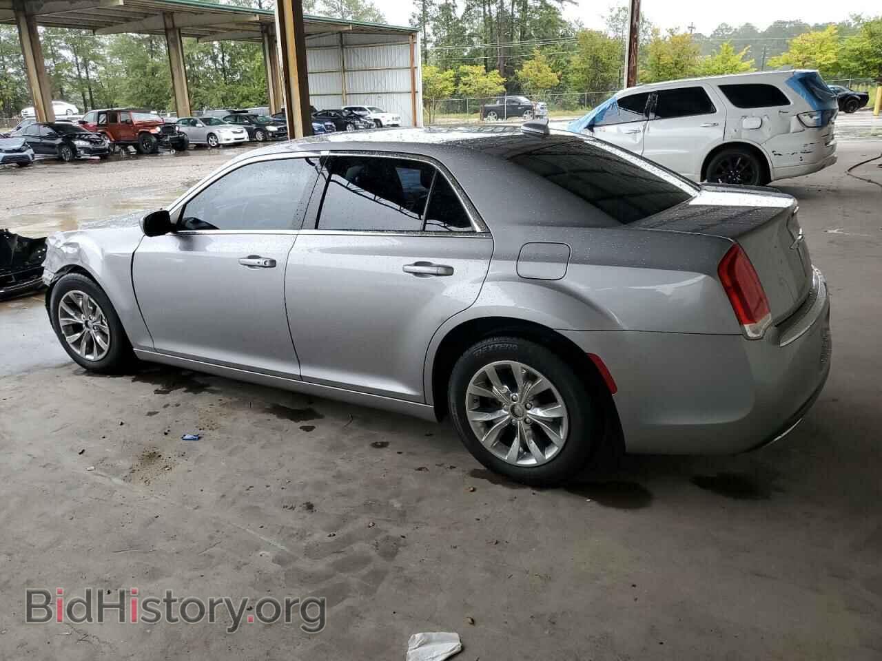 2015 CHRYSLER 300 - VIN: 2C3CCAAG3FH796726 - Фото 2
