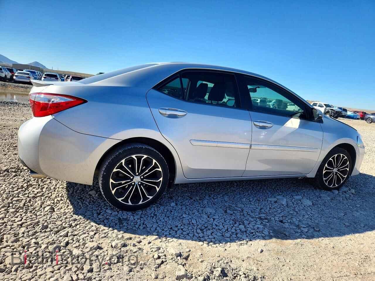 2015 TOYOTA COROLLA - VIN: 2T1BURHE3FC267522 - Фото 3
