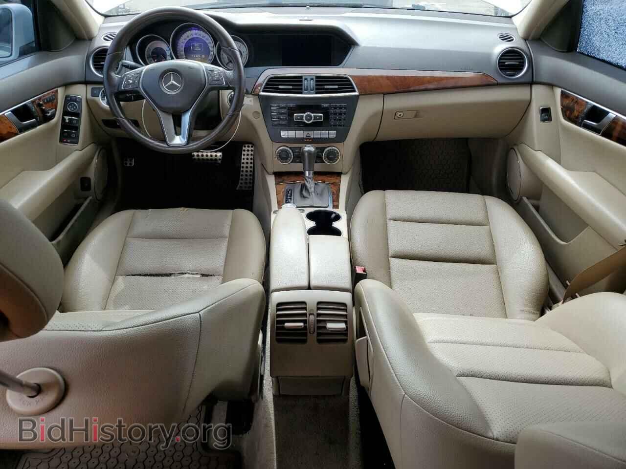 2012 MERCEDES-BENZ C-CLASS - VIN: WDDGF4HB3CA619576 - Фото 8