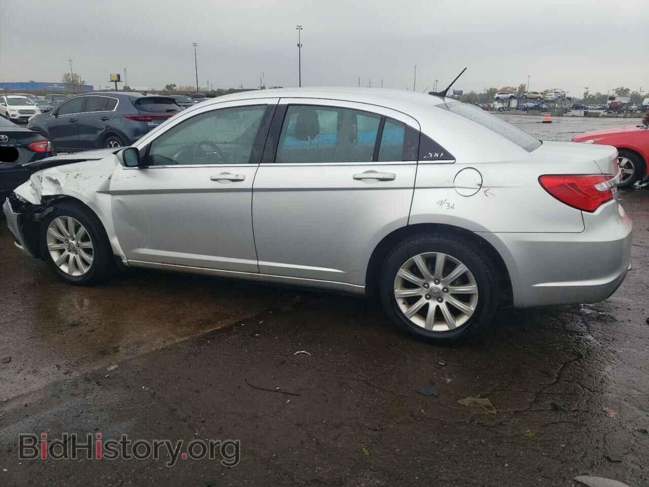 2012 CHRYSLER 200 - VIN: 1C3CCBBB3CN125407 - Фото 2