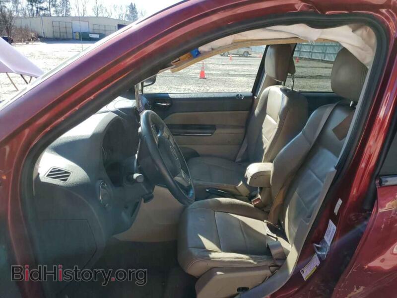 2011 Jeep COMPASS (VIN 1J4NT5FB8BD153914) — photo 7 of 13