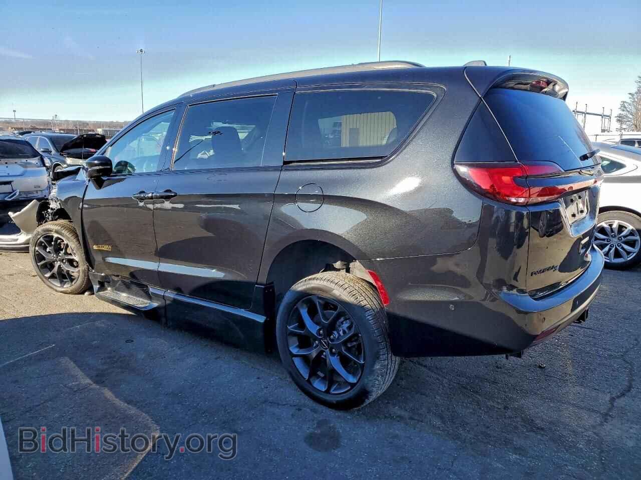 2021 CHRYSLER PACIFICA - VIN: 2C4RC1BG0MR607252 - Photo 2